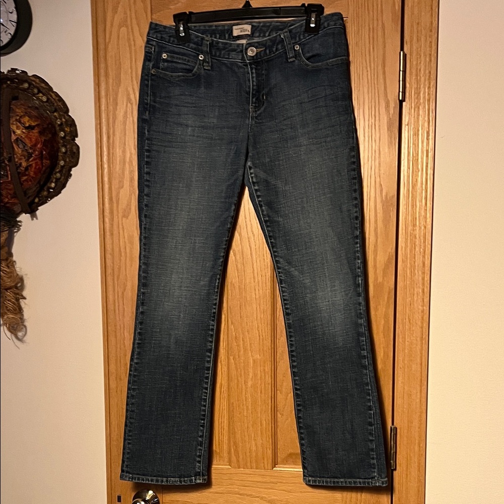 Gap Curvy Straight Leg Jean